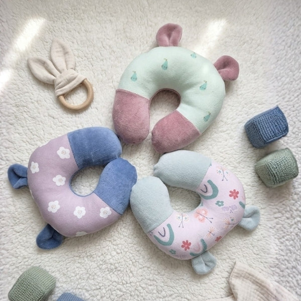 Cap, Mittens & Booties